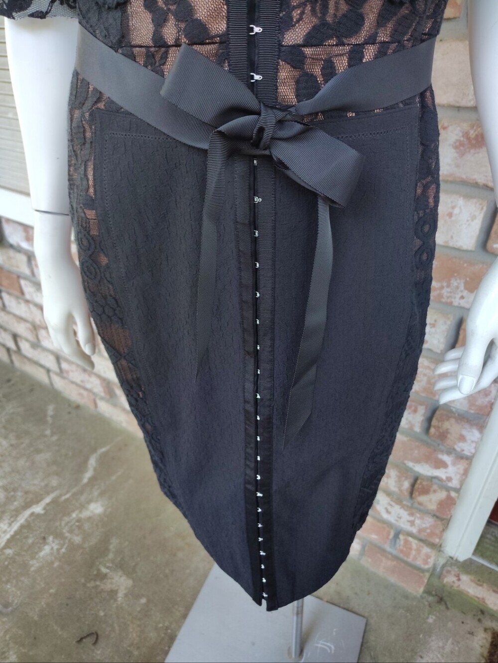 Beguile By Byron Lars Black Lace Carissima Sheath Dress Sz 8P Nude Lining Gothic - Picture 5 of 11